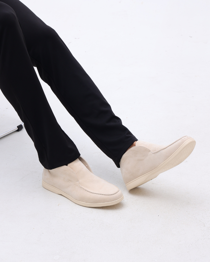 Luca’s Favorietes High Suede Loafers